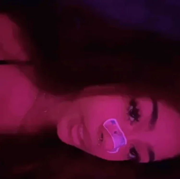 El muerta ❤️ — Administracija